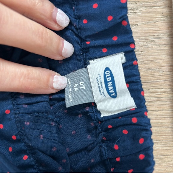 Cute skirt and tank perfect for 4th of July - Picture 4 of 5